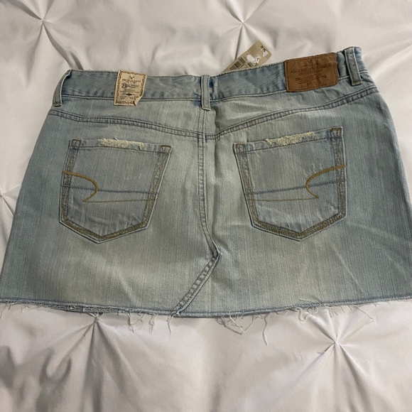 NEW American Eagle Y2k Rare Blue Issue Denim Mini Skirt Bleach 12 NEW WITH TAGS - Picture 2 of 4